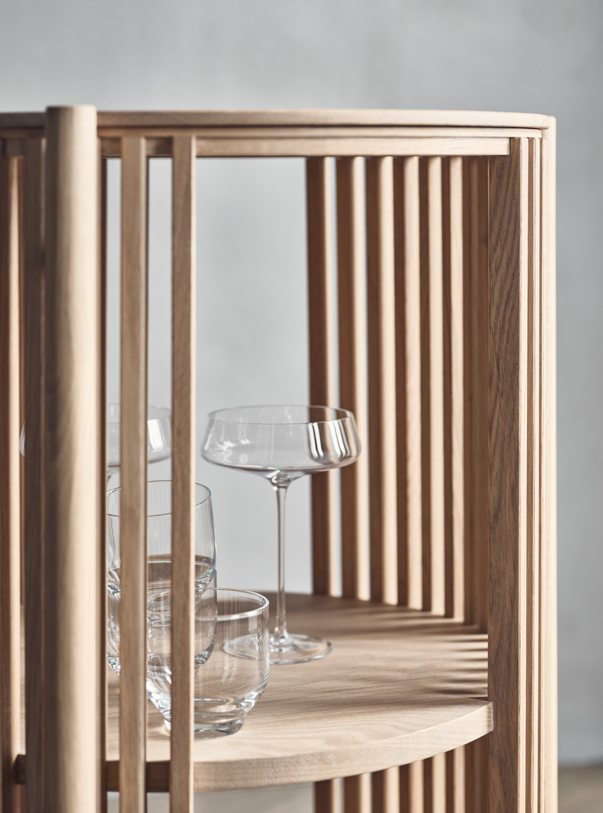 Story Bar Table