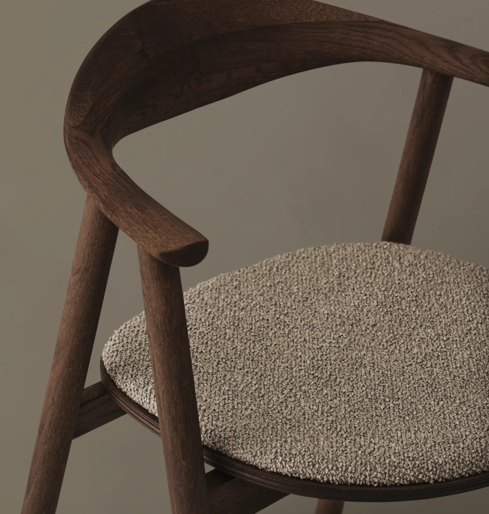 Swing Dining Chair