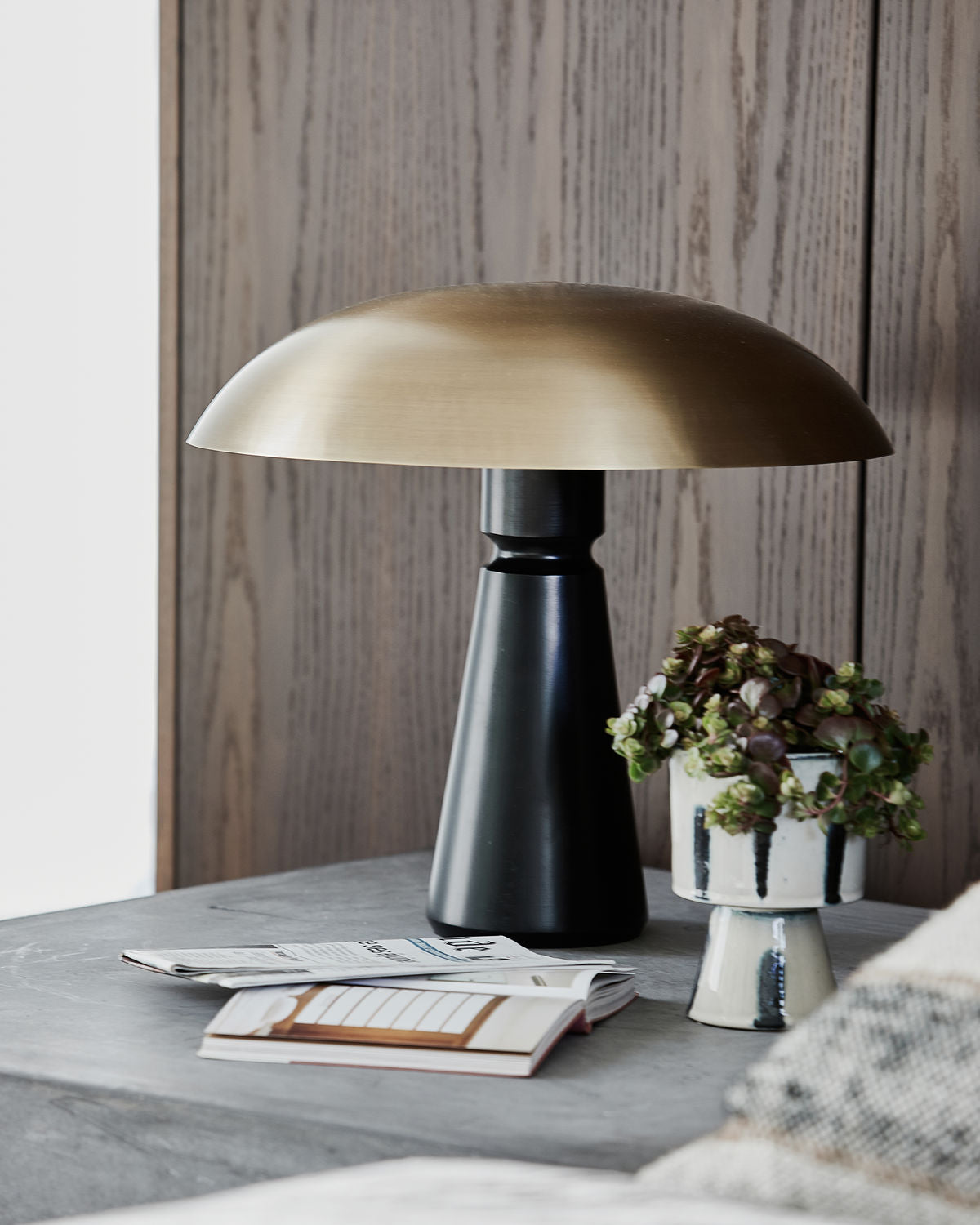 Table lamp, Thane, Black/Brass House Doctor