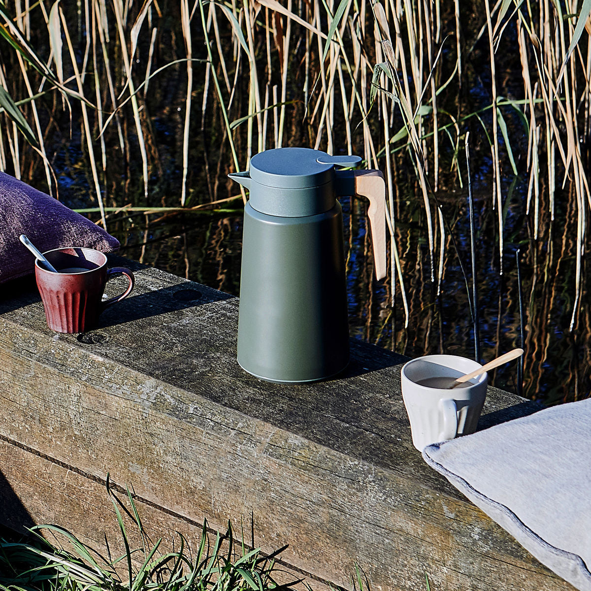 Thermos, Cole, Grey House Doctor